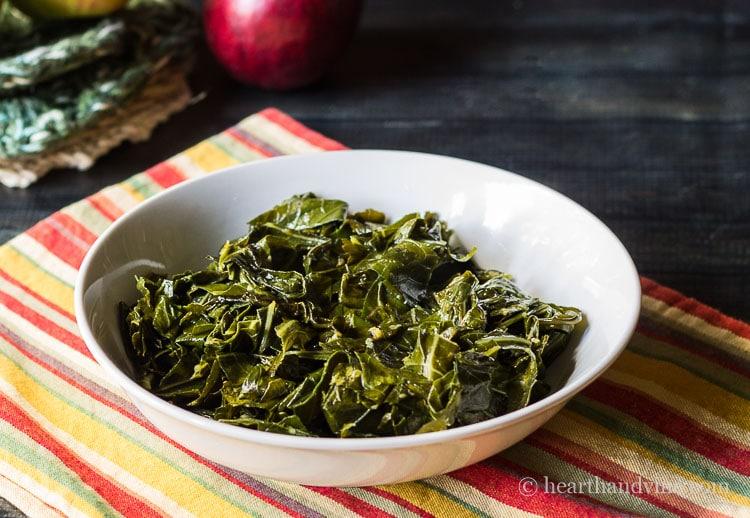Complementary Lifestyle Changes to Maximize Waistline Reduction with Mustard Greens