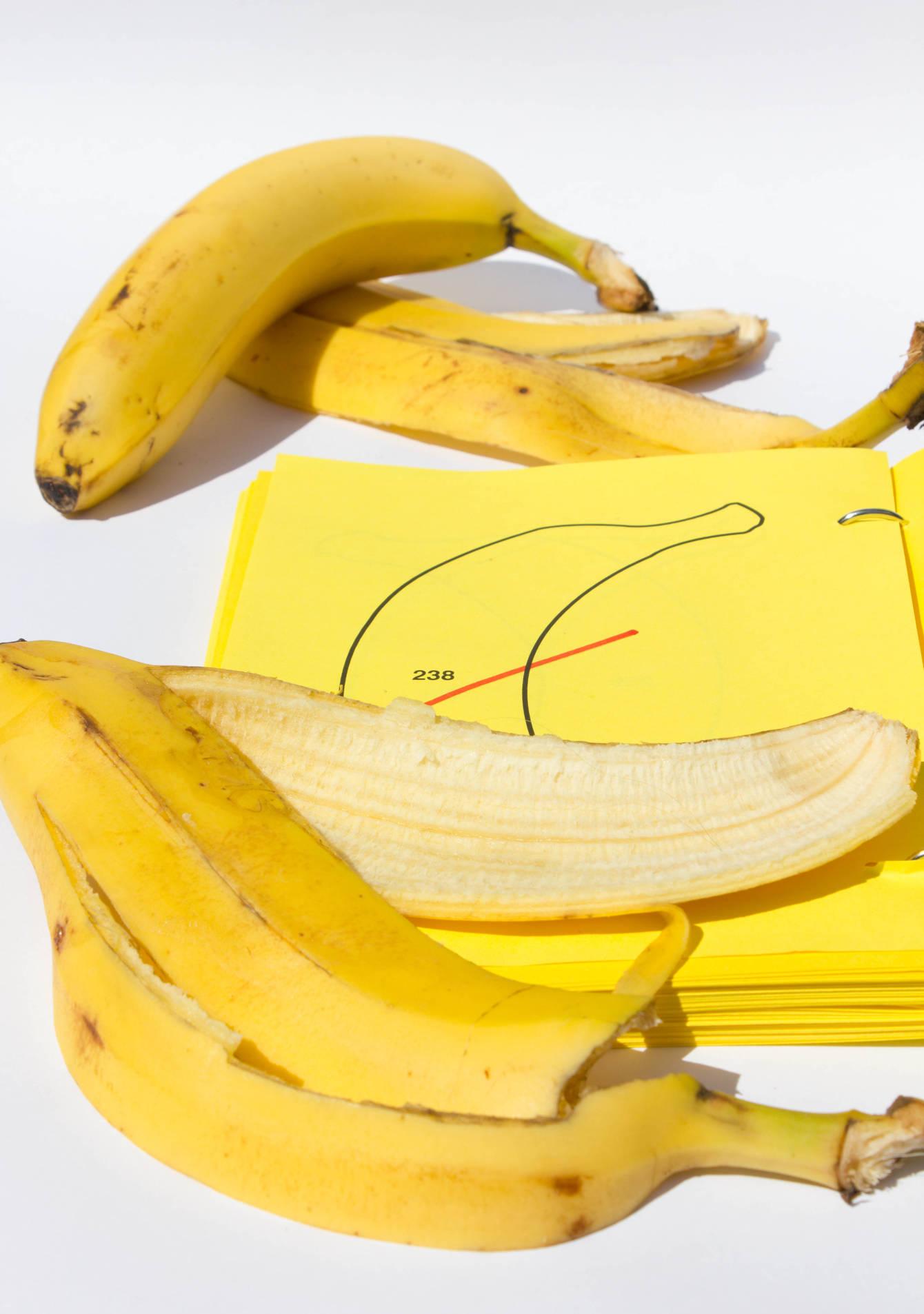 Monitoring Progress and Adjusting Banana Consumption for Best Results