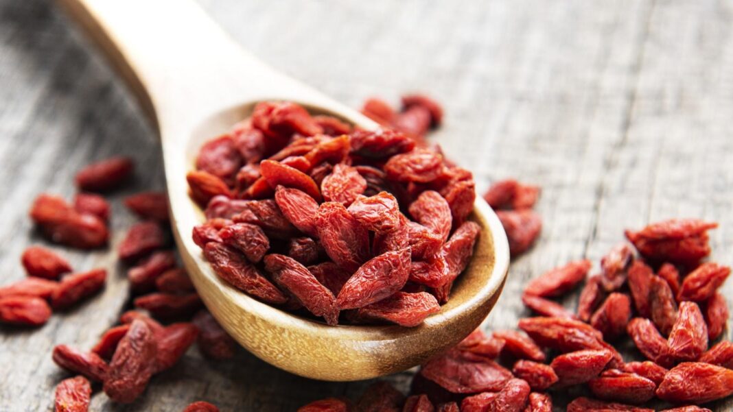 How to cut night-time bathroom trips in 90 days with goji berries