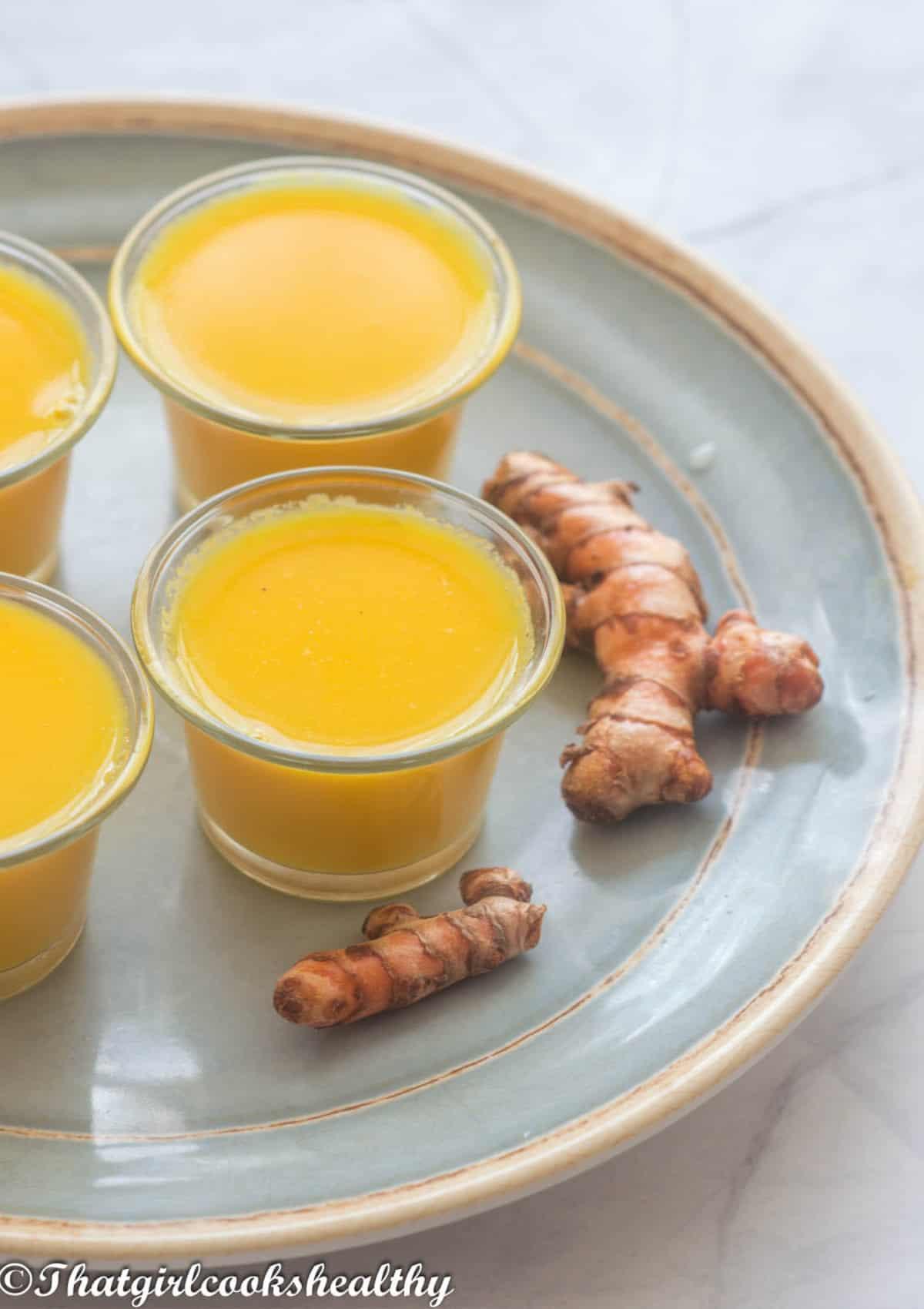 Preparing the Turmeric-Black Pepper Shot for Maximum Effectiveness