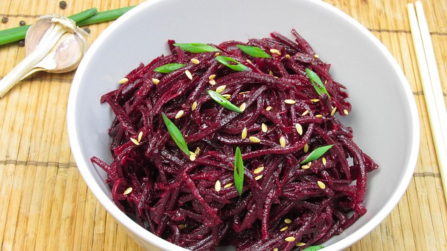 Top 12 Health Benefits For Eating Beet Greens Daily