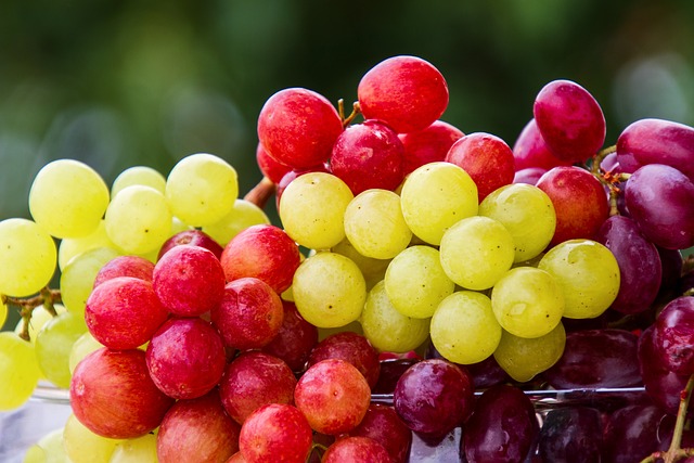 Top 7 Health Benefits For Eating Grapes Daily