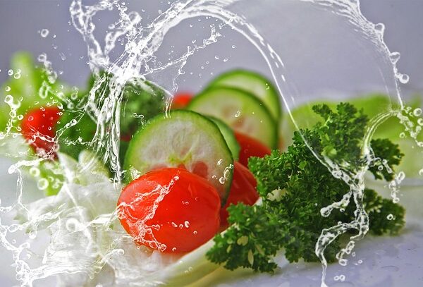 Top 8 Health Benefits For Eating Romaine Lettuce Daily