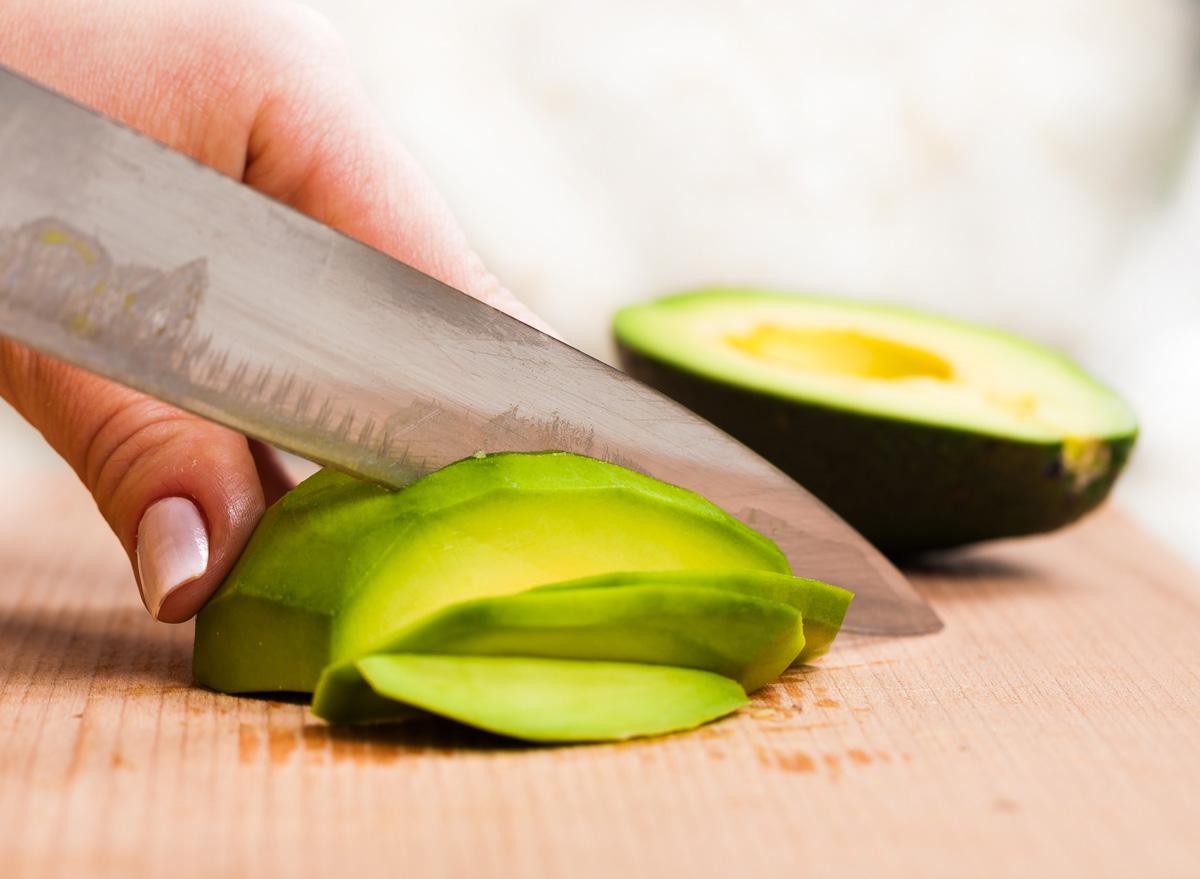 Understanding the Role of Avocado in Waistline Reduction