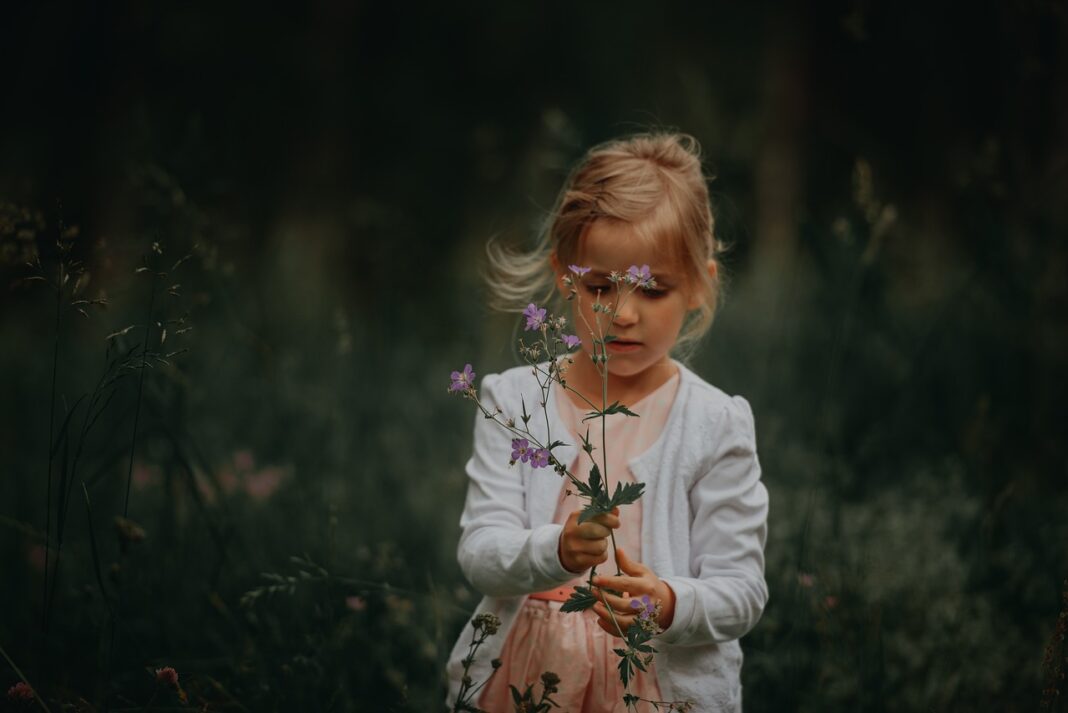 girl, flower wallpaper, flowers, childhood, beauty, outdoor, nature, portrait, summer, face, spring, flower background, beautiful flowers, floral